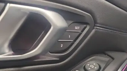 Photo 90 BMW Serie 3 330e 292 ch BVA8