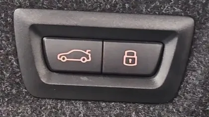 Photo 62 BMW Serie 3 330e 292 ch BVA8