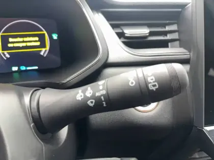 Photo 36 Renault Captur  E-Tech full hybrid 145 ch