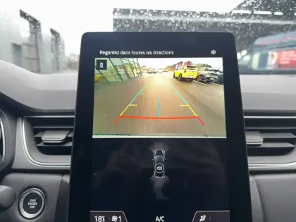 Photo 44 Renault Captur  E-Tech full hybrid 145 ch