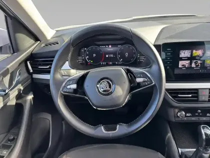 Photo 35 Skoda Kamiq  1.0 TSI Evo 110 ch DSG7