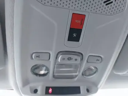 Photo 38 Peugeot 208 Gén. II Ph1 NG Style 5