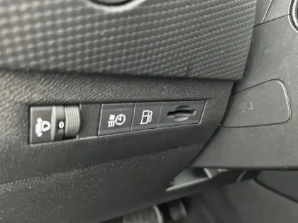 Photo 80 DS DS 4  Hybride E-Tense 225 EAT8