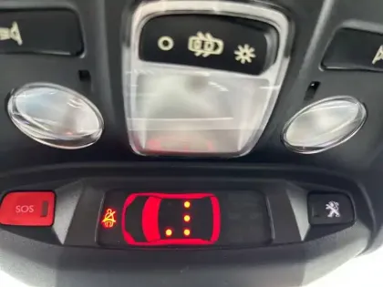 Photo 31 Peugeot 3008 Gén. II Ph2 GT Pack 5