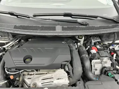 Photo 35 Peugeot 3008 Gén. II Ph2 GT Pack 5