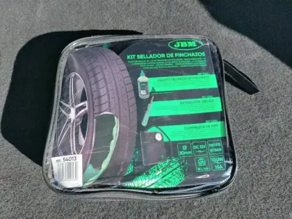 Photo 32 Peugeot 2008  BlueHDi 110 S&S BVM6