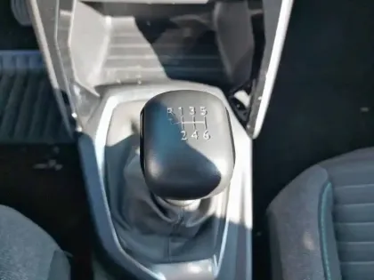 Photo 13 Peugeot 2008  BlueHDi 110 S&S BVM6