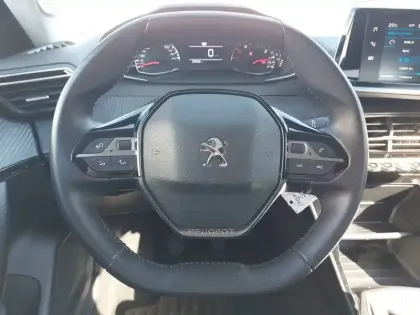 Photo 8 Peugeot 2008  BlueHDi 110 S&S BVM6