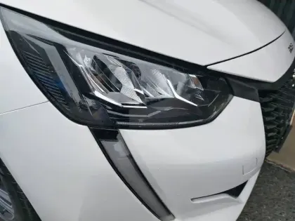 Photo 15 Peugeot 208  BlueHDi 100 S&S BVM6