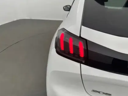 Photo 36 Peugeot 208 Gén. II Ph1 NG Allure 5