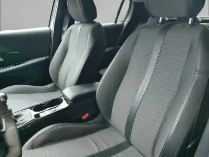 Photo 10 Peugeot 208  BlueHDi 100 S&S BVM6