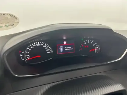 Photo 51 Peugeot 208  BlueHDi 100 S&S BVM6