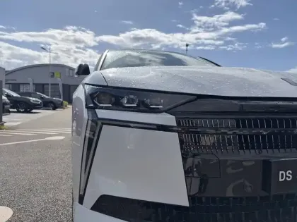 Photo 15 DS DS 4 N°4 Hybride Rechargeable 225 DCT7