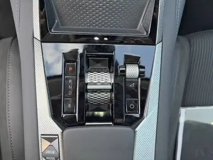 Photo 13 DS DS 4 N°4 Hybride Rechargeable 225 DCT7