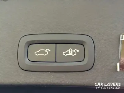 Photo 16 Volvo Xc40  D3 AdBlue 150 ch Geartronic 8