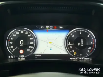 Photo 20 Volvo Xc40  D3 AdBlue 150 ch Geartronic 8