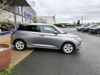 Photo 5 Suzuki Swift  1.2 Dualjet Hybrid