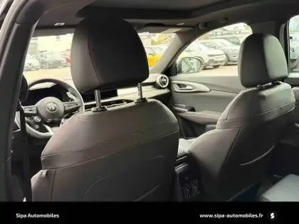 Photo 31 Alfa Romeo Tonale  1.5 Ibrida 175 ch VGT TCT7