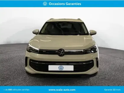 Photo 7 Volkswagen Tiguan  1.5 eTSI 131ch DSG7