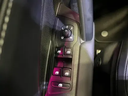 Photo 18 Volkswagen Tiguan  1.5 eTSI 131ch DSG7