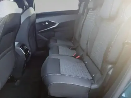 Photo 11 Peugeot 5008  Hybrid 145 e-DCS6