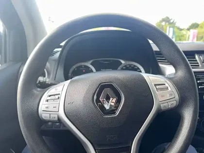 Photo 8 Renault Alaskan  DOUBLE CABINE DCI 160