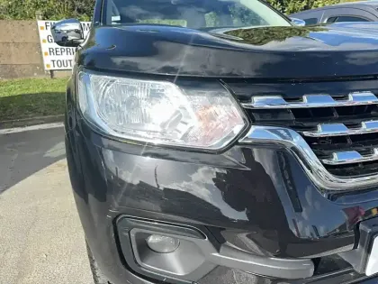 Photo 16 Renault Alaskan  DOUBLE CABINE DCI 160