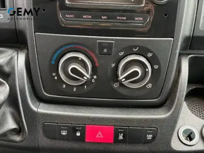 Photo 14 Peugeot Boxer  TOLE 330 L2H2 BLUEHDI 140 S&S