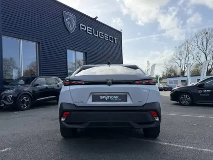 Photo 26 Peugeot 408  Electrique 58 kWh 210 ch