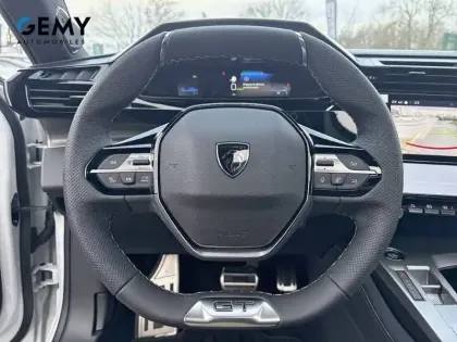 Photo 13 Peugeot 408  Electrique 58 kWh 210 ch