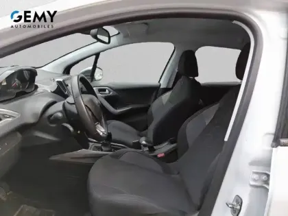 Photo 8 Peugeot 2008  PureTech 82ch BVM5