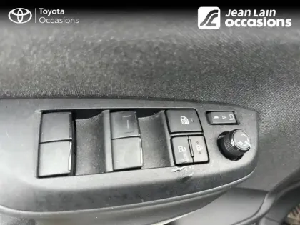 Photo 18 Toyota Yaris  Hybride 116h