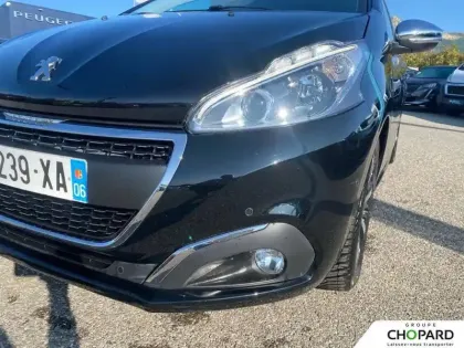 Photo 78 Peugeot 208  PureTech 110ch S&S BVM6