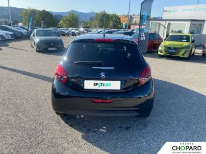 Photo 85 Peugeot 208  PureTech 110ch S&S BVM6