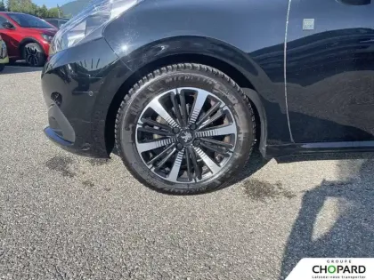 Photo 130 Peugeot 208  PureTech 110ch S&S BVM6