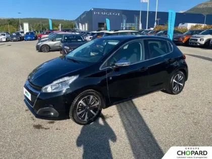 Photo 81 Peugeot 208  PureTech 110ch S&S BVM6