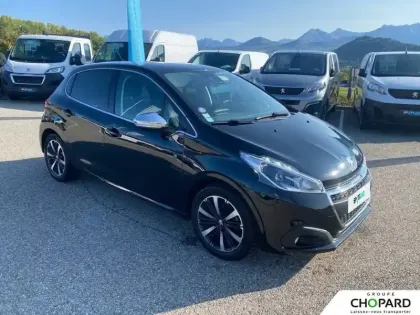 Photo 84 Peugeot 208  PureTech 110ch S&S BVM6