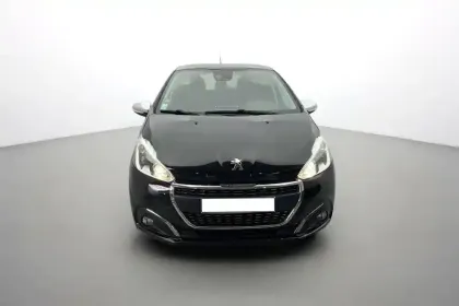 Photo 143 Peugeot 208  PureTech 110ch S&S BVM6