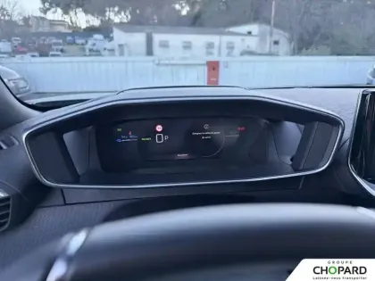 Photo 17 Peugeot 2008  Electrique 54 kWh 156 ch