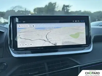 Photo 12 Peugeot 2008  Electrique 54 kWh 156 ch