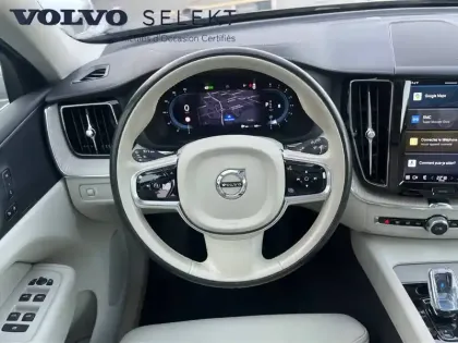 Photo 5 Volvo Xc60  B4 (Essence) 197 ch Geartronic 8