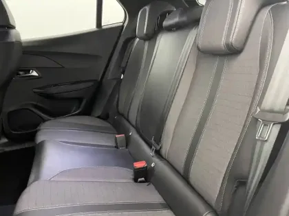 Photo 14 Peugeot 2008  PureTech 130 S&S EAT8