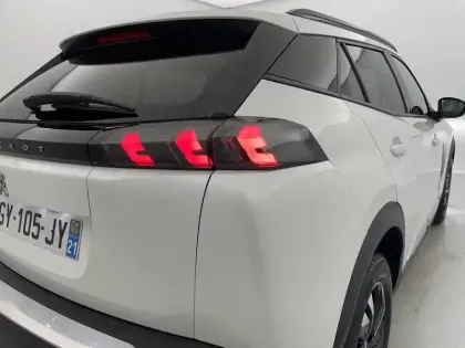 Photo 30 Peugeot 2008  PureTech 130 S&S EAT8