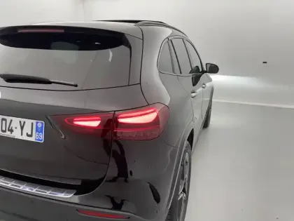 Photo 33 Mercedes GLA  200 d 8G-DCT