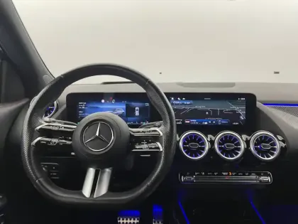 Photo 21 Mercedes GLA  200 d 8G-DCT