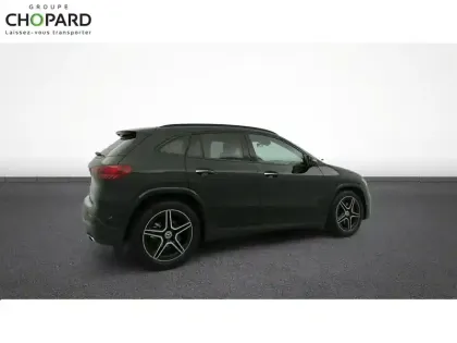 Photo 8 Mercedes GLA  200 d 8G-DCT