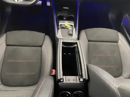 Photo 29 Mercedes GLA  200 d 8G-DCT