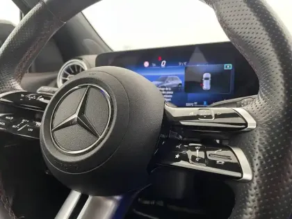 Photo 24 Mercedes GLA  200 d 8G-DCT