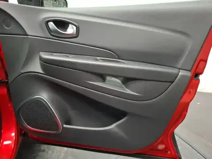 Photo 31 Renault Captur  TCe 120 Energy