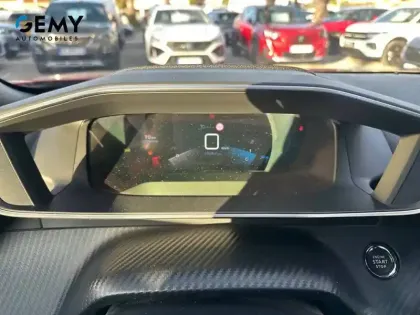 Photo 28 Peugeot 2008  BlueHDi 110 S&S BVM6